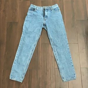 BRANDY MELVILLE mom jeans